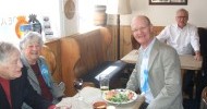 58 David Willetts MP, now Lord Willetts, lunching with constituents in the Coal Exchange ptior to the 2010 General Elction