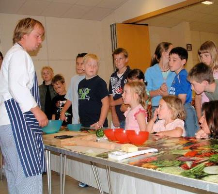 Childrens' cookery classes